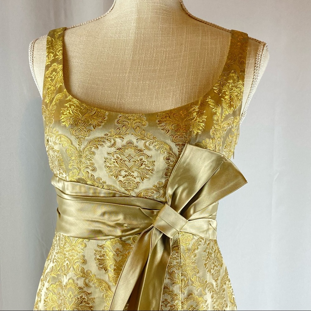 MAGGY LONDON Brocade Empire Dress Ruched Accented Bow High Waist Size 4